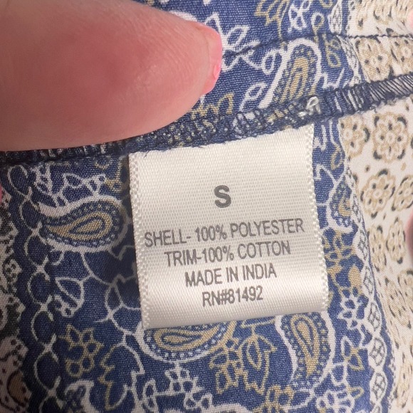 Tanzara sz. small boho paisley graphic print top, keyhole neck embroidered #2263 - Picture 9 of 9